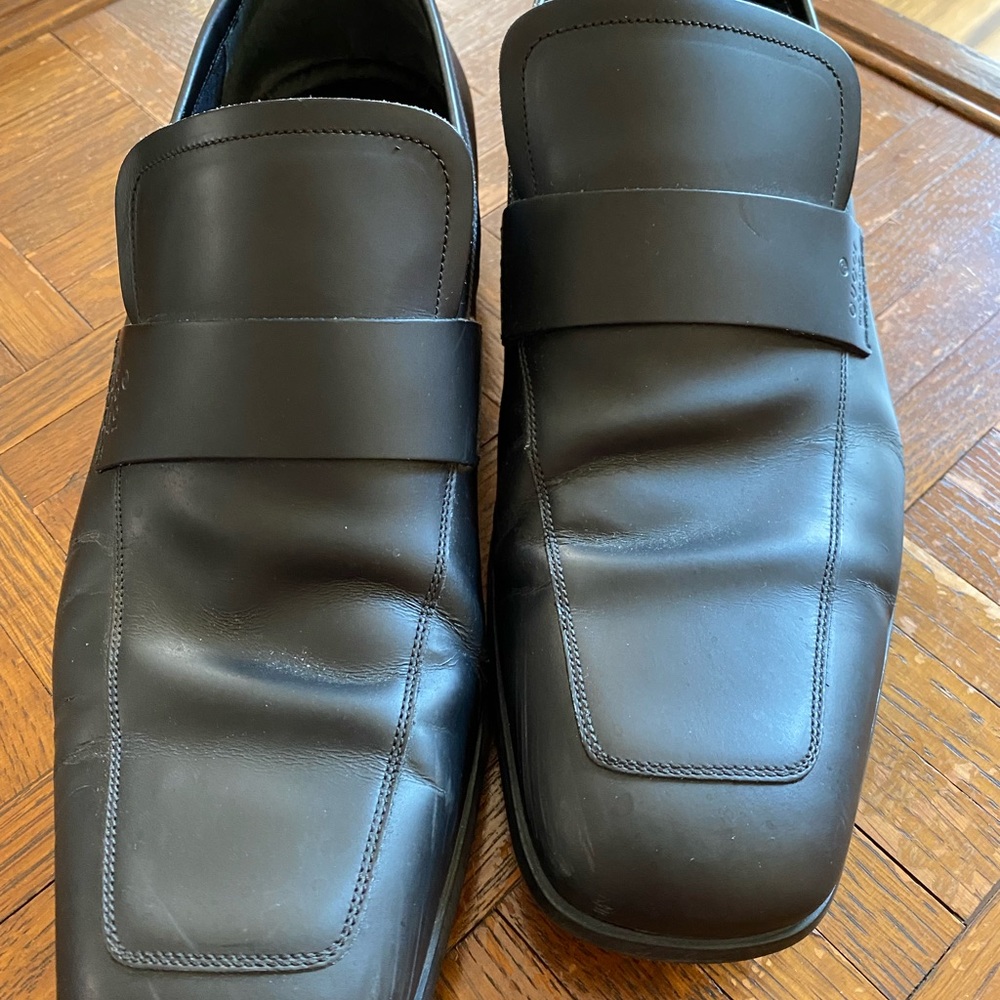 EUC Gucci Loafers - Picture 3 of 11
